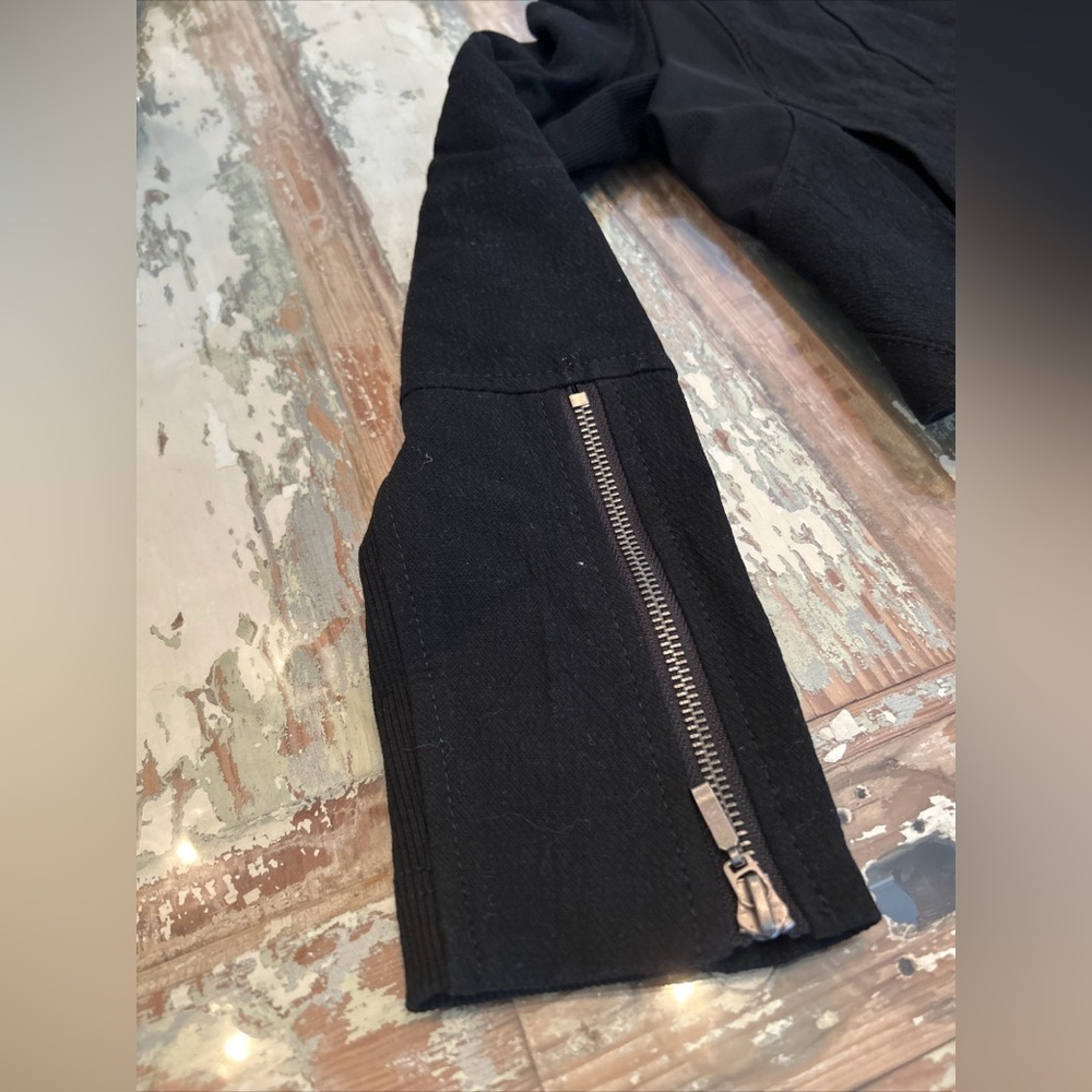 Blank NYC Black Zippered Women's Blazer-Size Large-NWT - Picture 14 of 15
